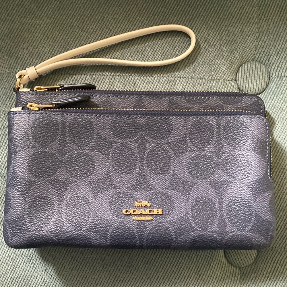 Coach Double Zipper Wristlet